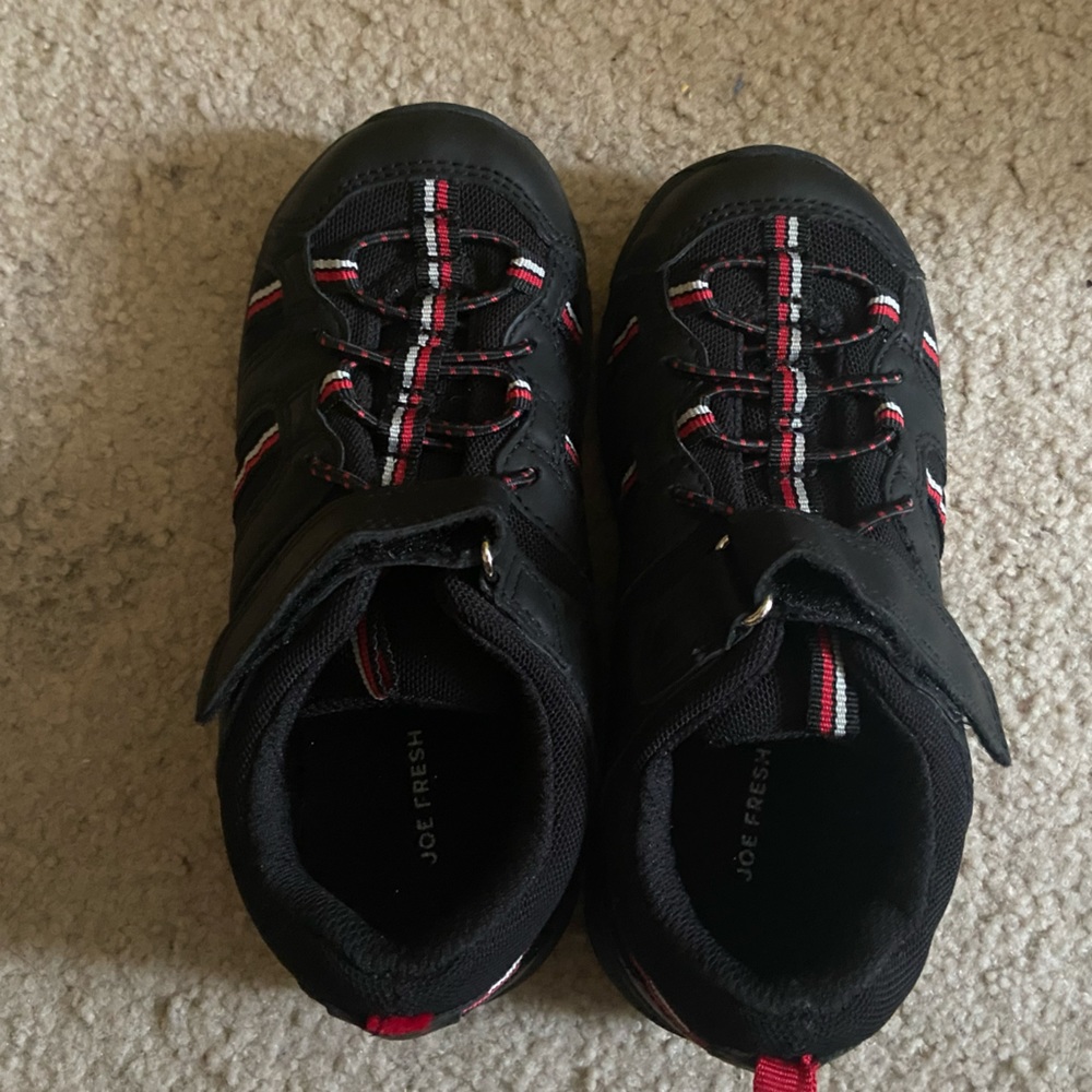 Black and red boy sneaker shoes
